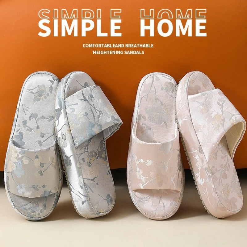 2026 Chinese Style Indoor Platform Slippers For Women Houuse Silk Shoes Flower Print Thick Sole Girls Daily Home Floor Slides