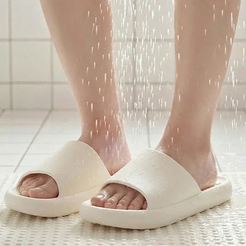 Hollow Out EVA Bathroom Shower Slippers Women Soft Sole Water Leakage Home Slides for Couple Non Slip Summer Beach Sandals Shoes