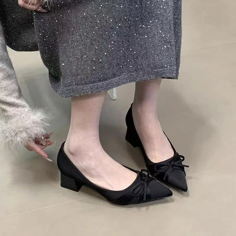 Retro Mid-length Single Shoes Spring and Summer New Fashion Belt Buckle Pointed Toe Comfortable Shallow Toe Bow Tie Casual Shoe
