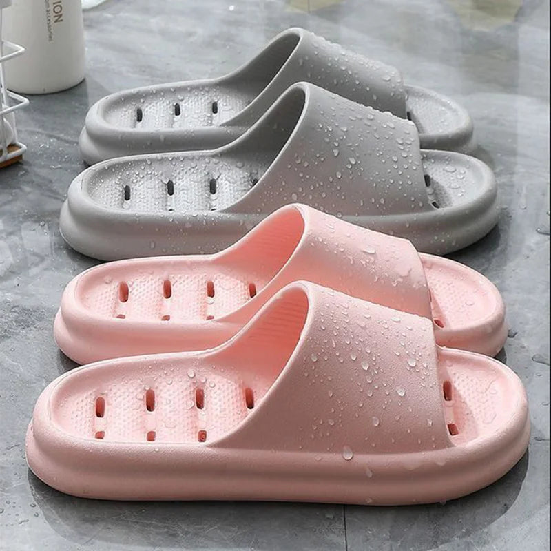 Hollow Out EVA Bathroom Shower Slippers Women Soft Sole Water Leakage Home Slides for Couple Non Slip Summer Beach Sandals Shoes