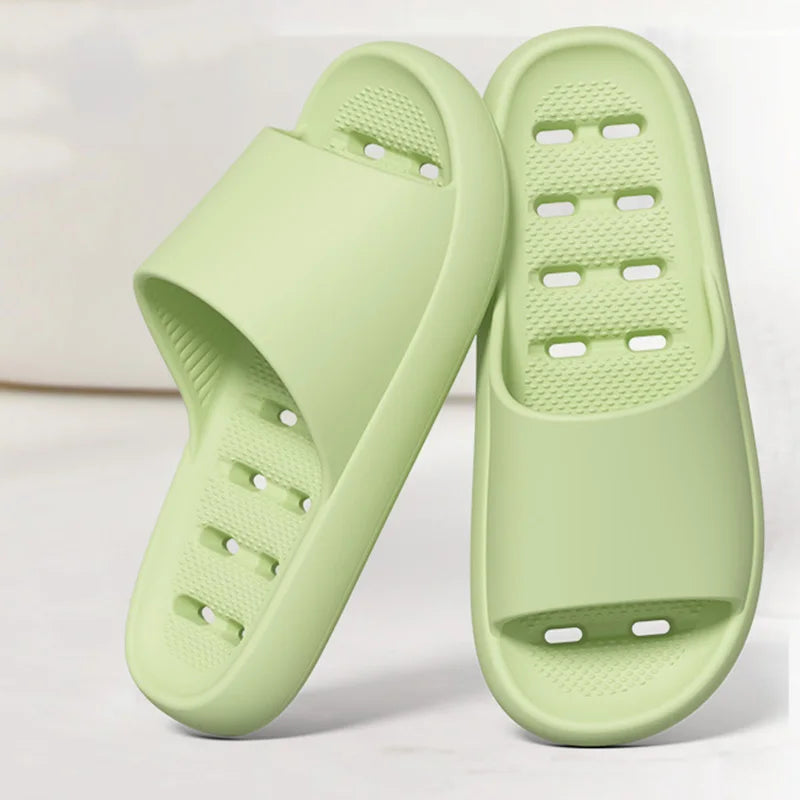 Hollow Out EVA Bathroom Shower Slippers Women Soft Sole Water Leakage Home Slides for Couple Non Slip Summer Beach Sandals Shoes