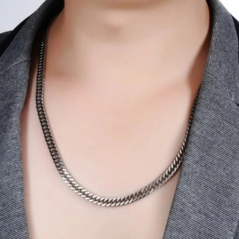 Bold Cuban Chain Necklace