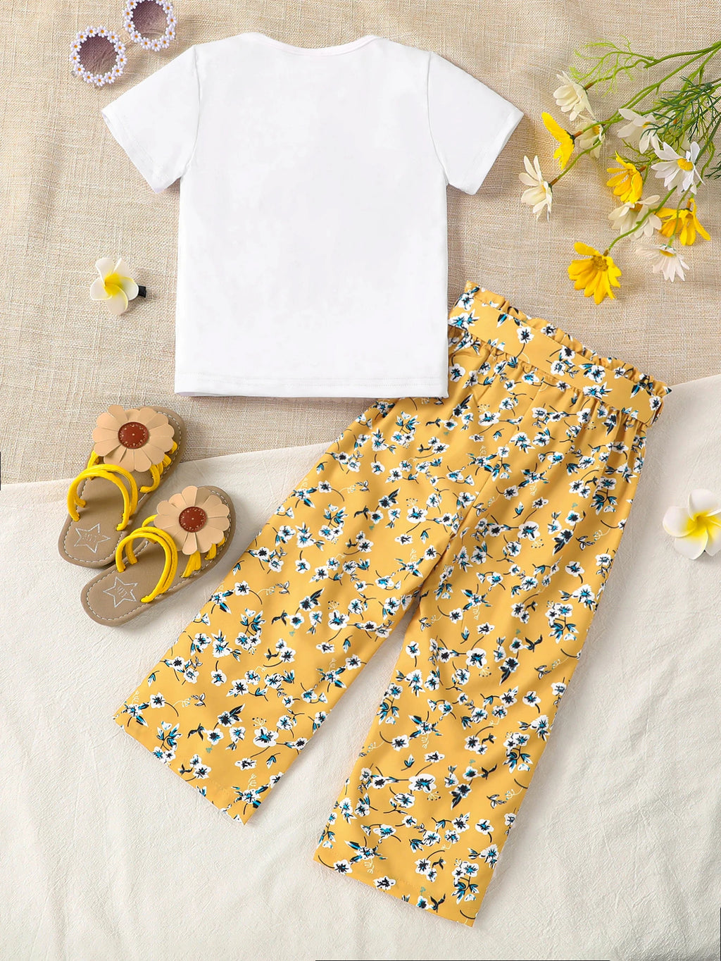 Girls Summer 2-Piece Set Cartoon Print T-Shirt & Floral Straight Leg Pants Breathable Kids Clothing Casual Outfit Fashion
