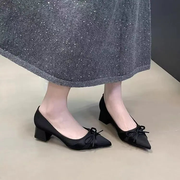 Retro Mid-length Single Shoes Spring and Summer New Fashion Belt Buckle Pointed Toe Comfortable Shallow Toe Bow Tie Casual Shoe